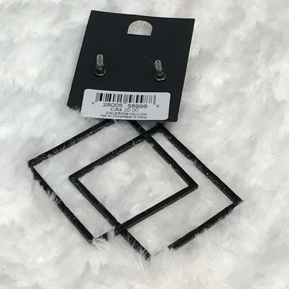 NWT Design Lab Women’s Diamond Shaped Dangle Earrings/Multi Coloured Rhinestones - Picture 4 of 7